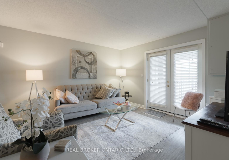 2040-cleaver-avenue-burlington-ontario-w13052164