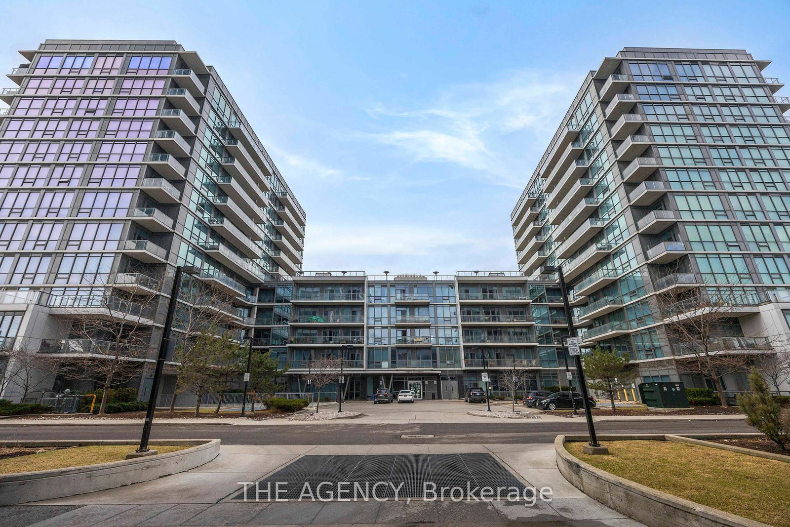 1185-the-queensway-etobicoke-ontario-w13052188