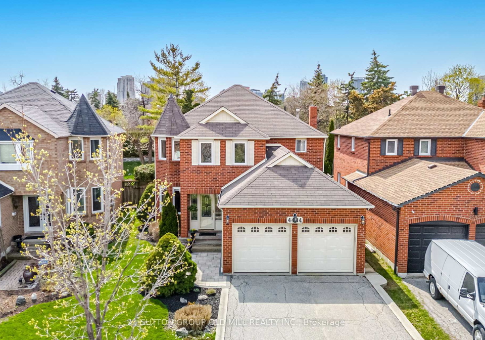 4484-gullfoot-circle-mississauga-ontario-w13052314