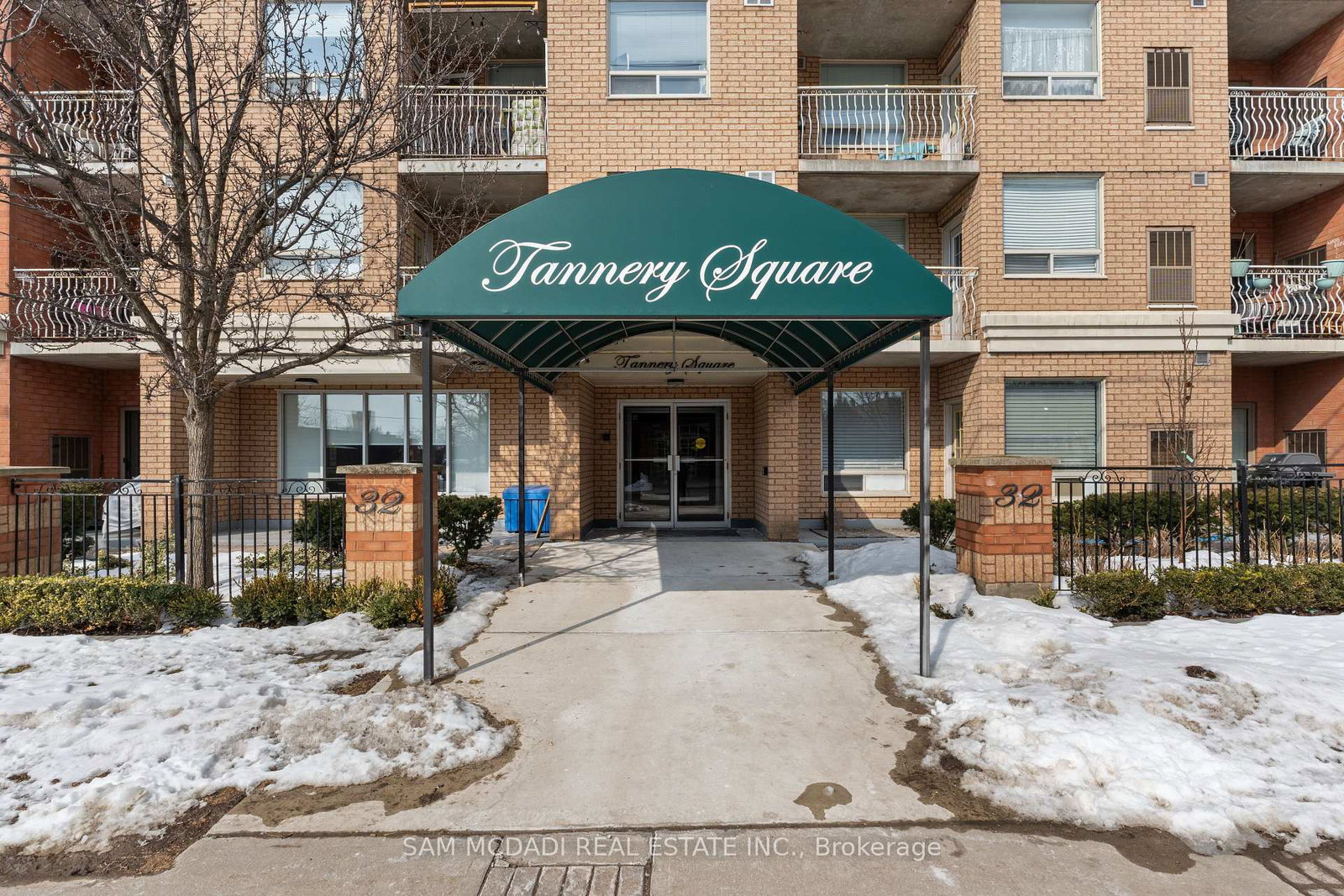 32-tannery-street-mississauga-ontario-w13052476