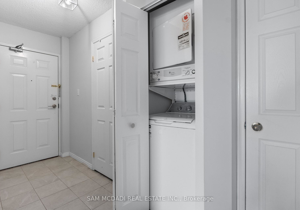 32-tannery-street-mississauga-ontario-w13052476