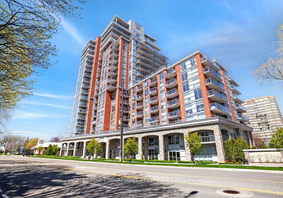 551-maple-avenue-burlington-ontario-w13052552