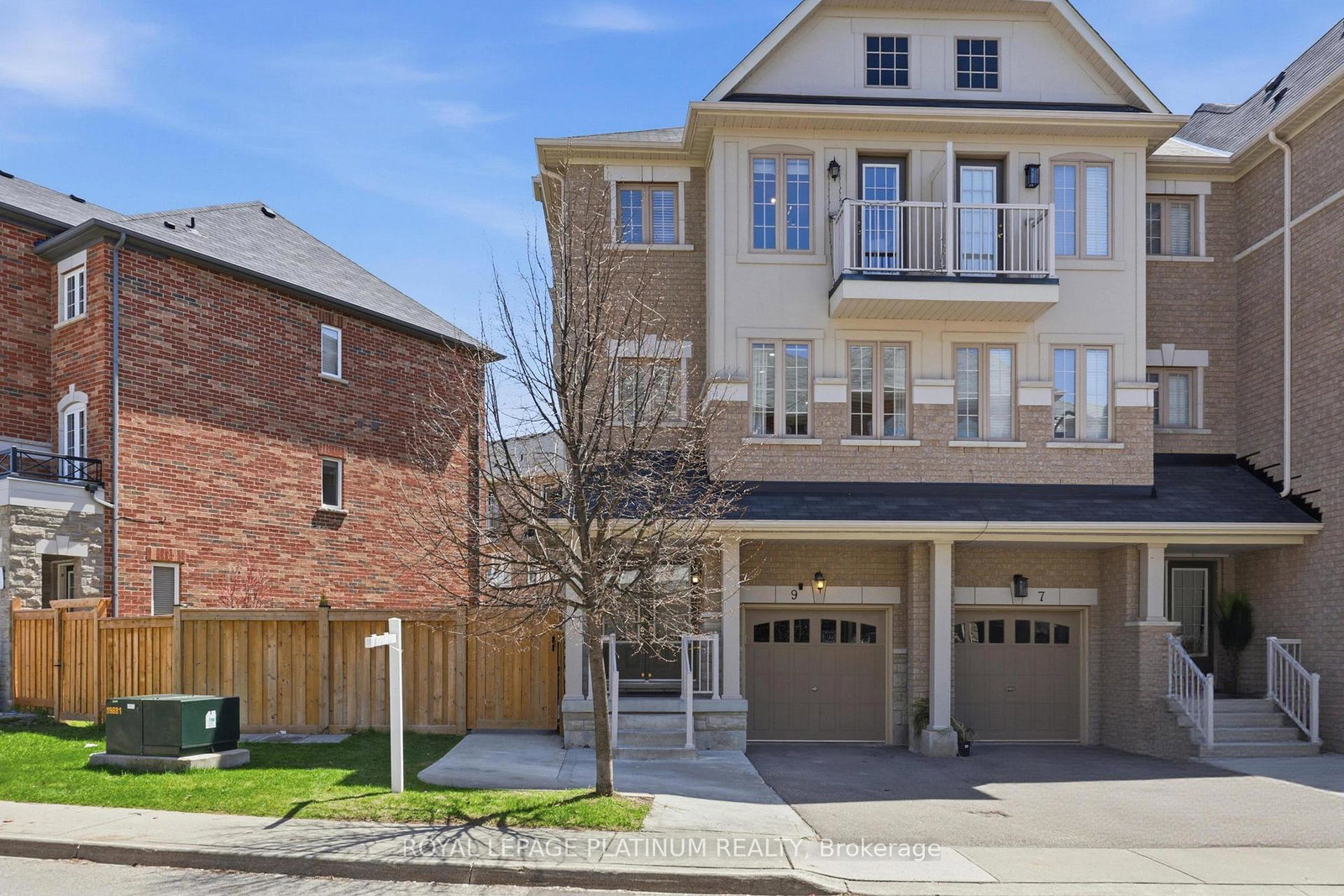 9-rabbit-run-way-brampton-ontario-w13052928