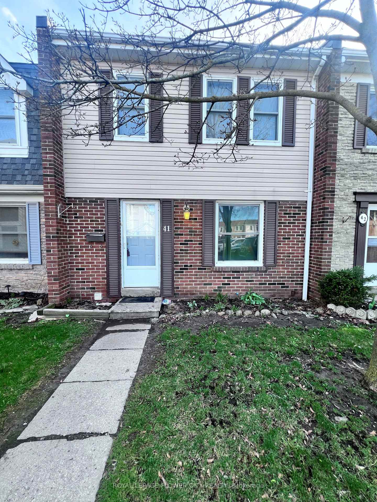 1020-central-park-drive-brampton-ontario-w13052966