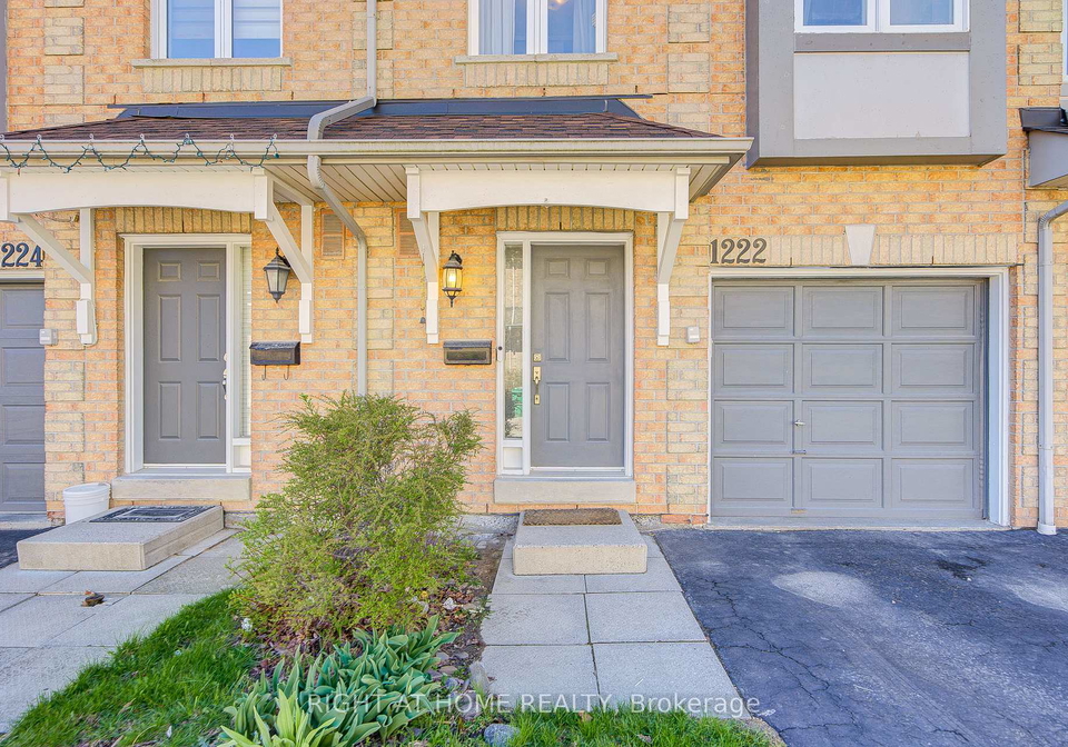 1222-parkwest-place-mississauga-ontario-w13052976