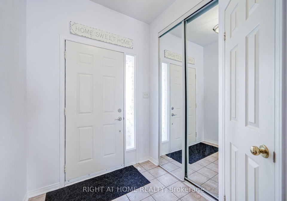 1222-parkwest-place-mississauga-ontario-w13052976