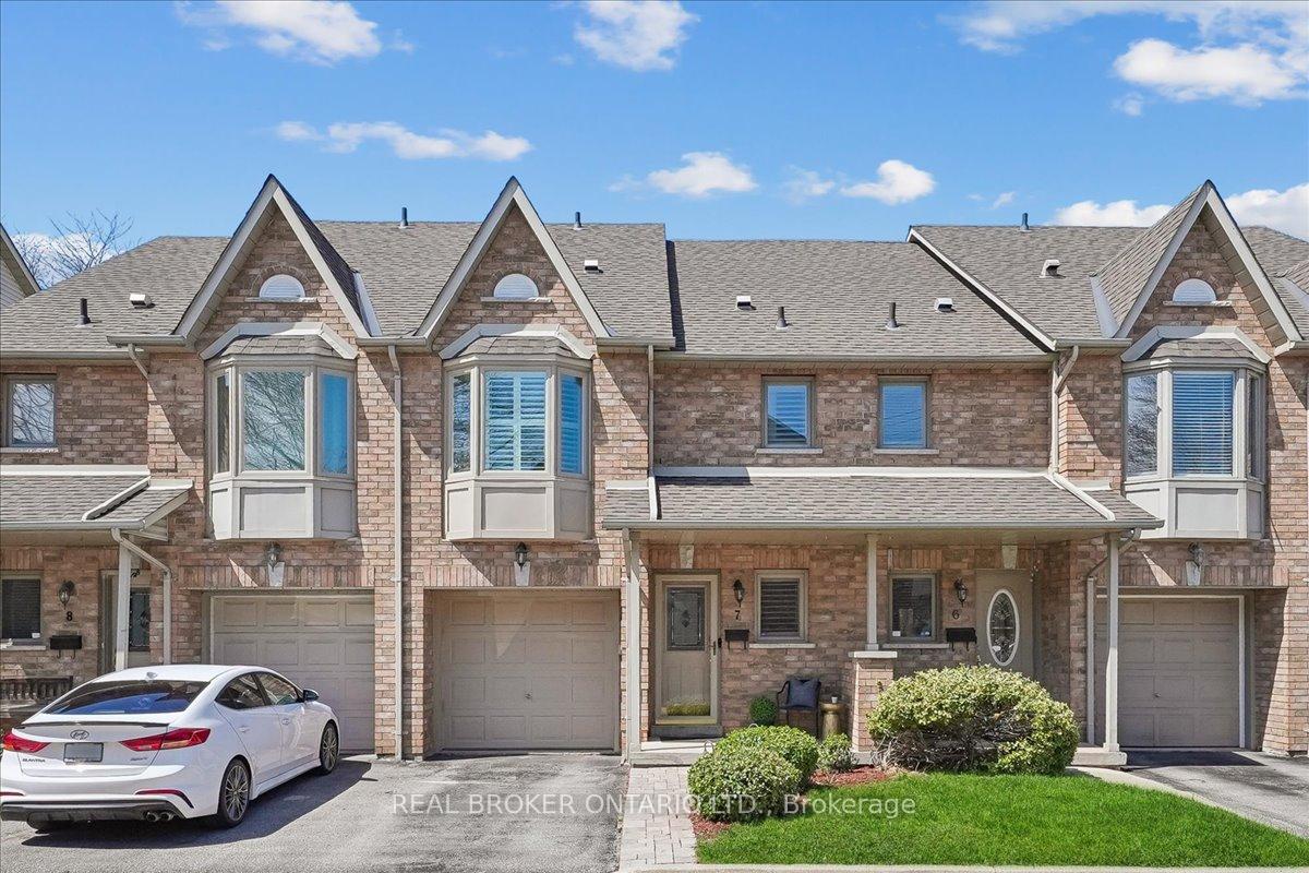 1385-lakeshore-road-w-mississauga-ontario-w13053010