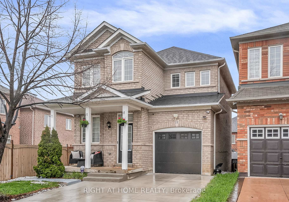 11-tobermory-crescent-brampton-ontario-w13053172