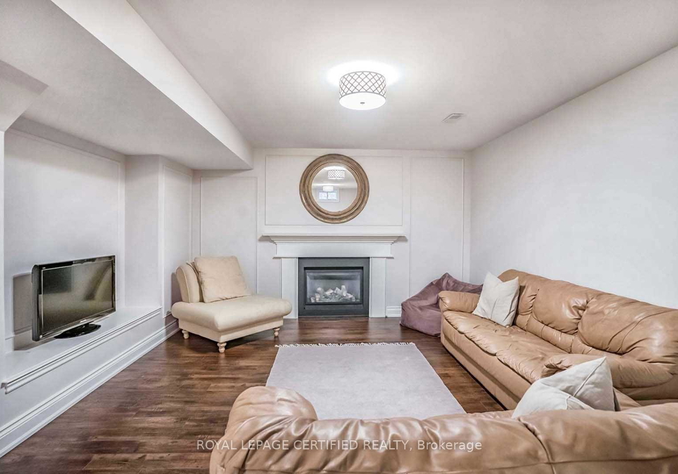 316-barondale-drive-mississauga-ontario-w13053274