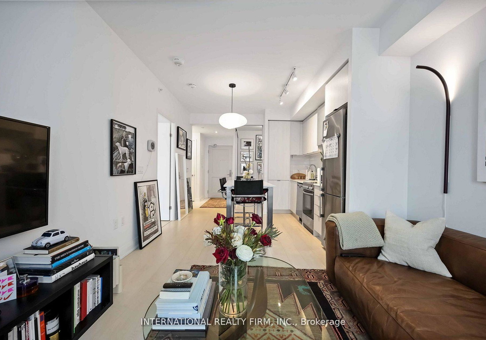 10-gibbs-road-etobicoke-ontario-w13053388