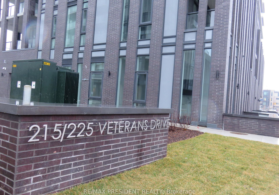 215-veterans-drive-brampton-ontario-w13053492