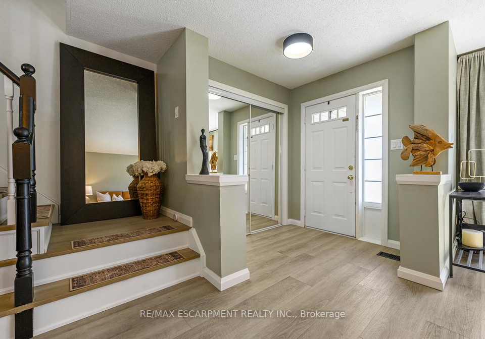 100-manley-lane-milton-ontario-w13053500