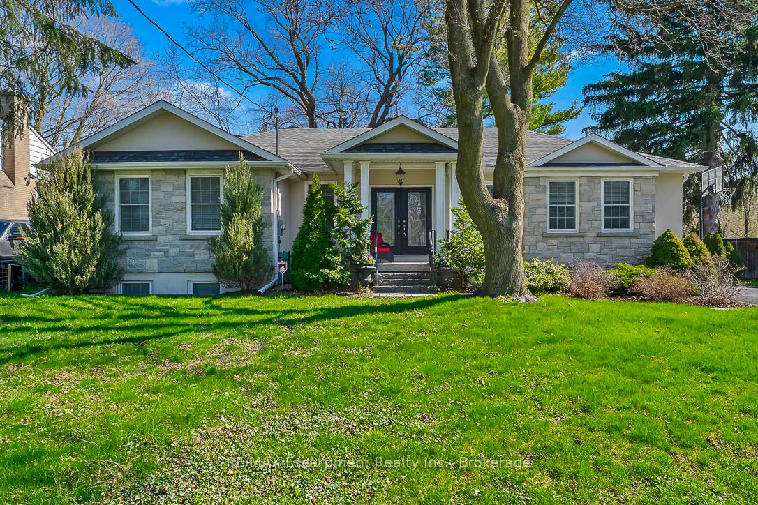 429-smith-lane-oakville-ontario-w13053882