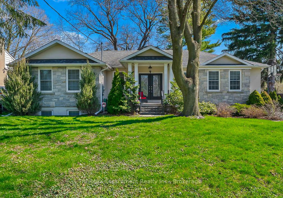 429-smith-lane-oakville-ontario-w13053882