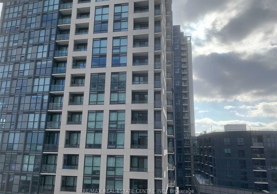 30-samuel-wood-way-etobicoke-ontario-w13054136