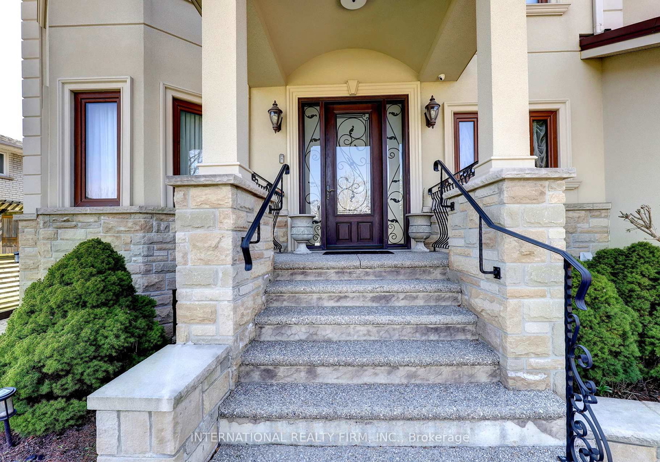 3496-burningoak-crescent-mississauga-ontario-w13054342