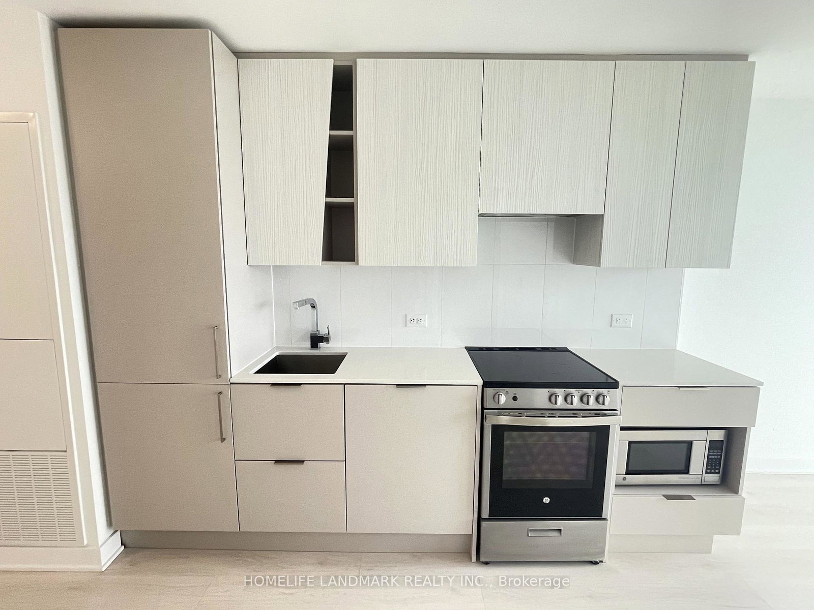 3900-confederation-parkway-mississauga-ontario-w13054376