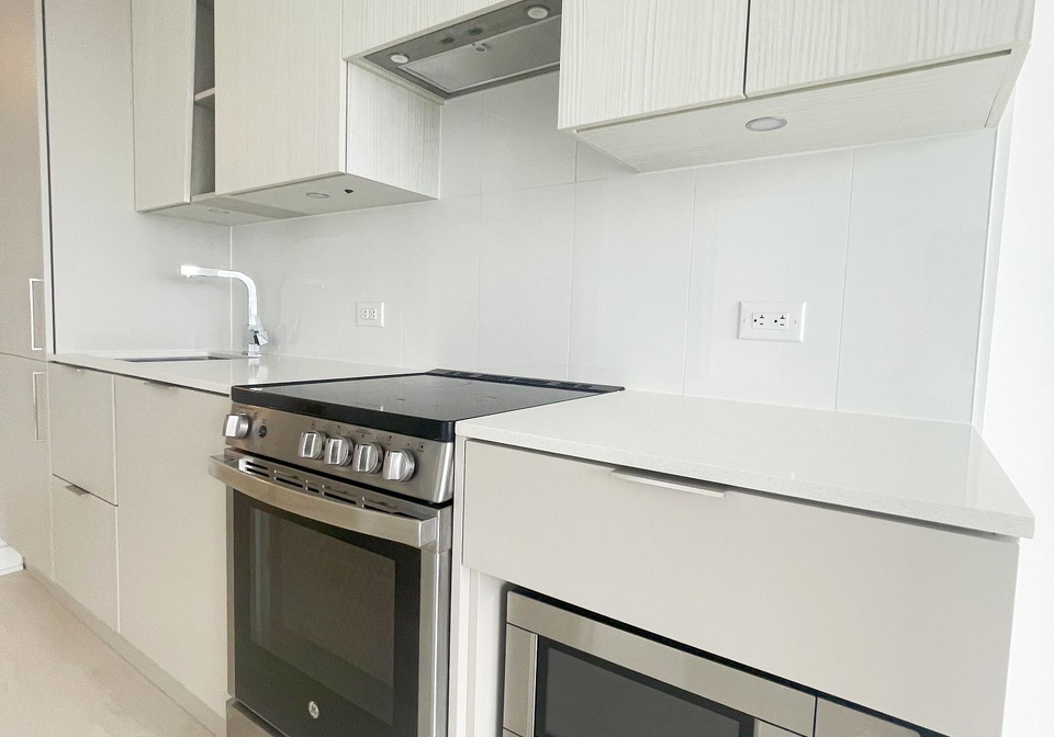 3900-confederation-parkway-mississauga-ontario-w13054376