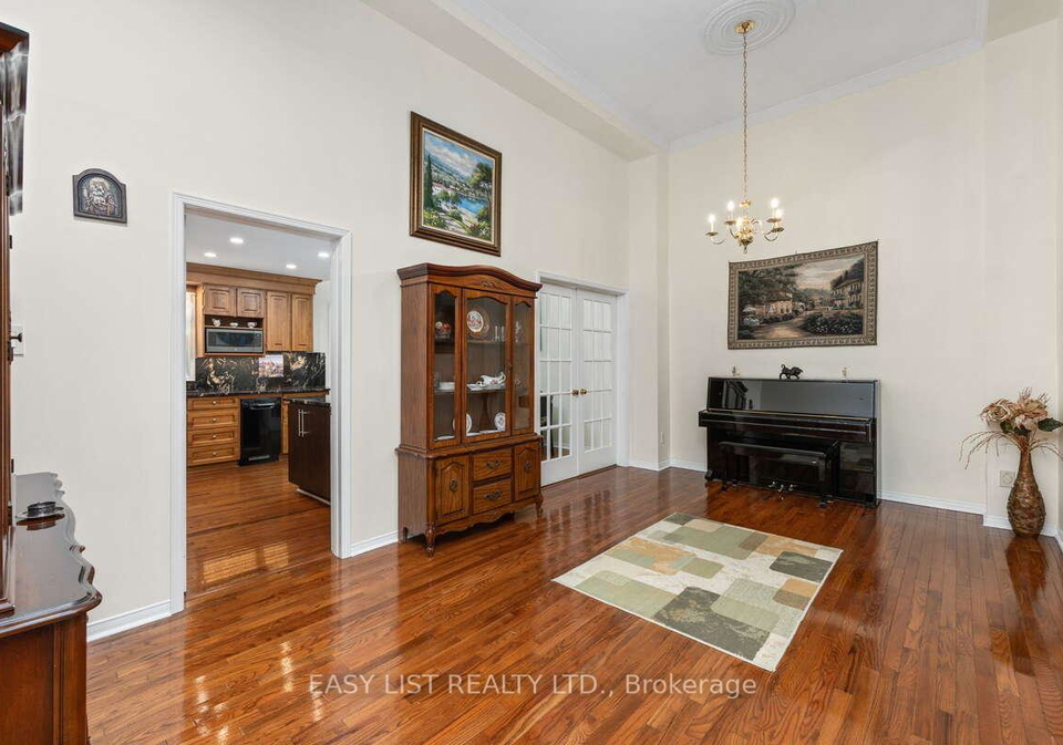 stornwood-court-brampton-ontario-w13054540
