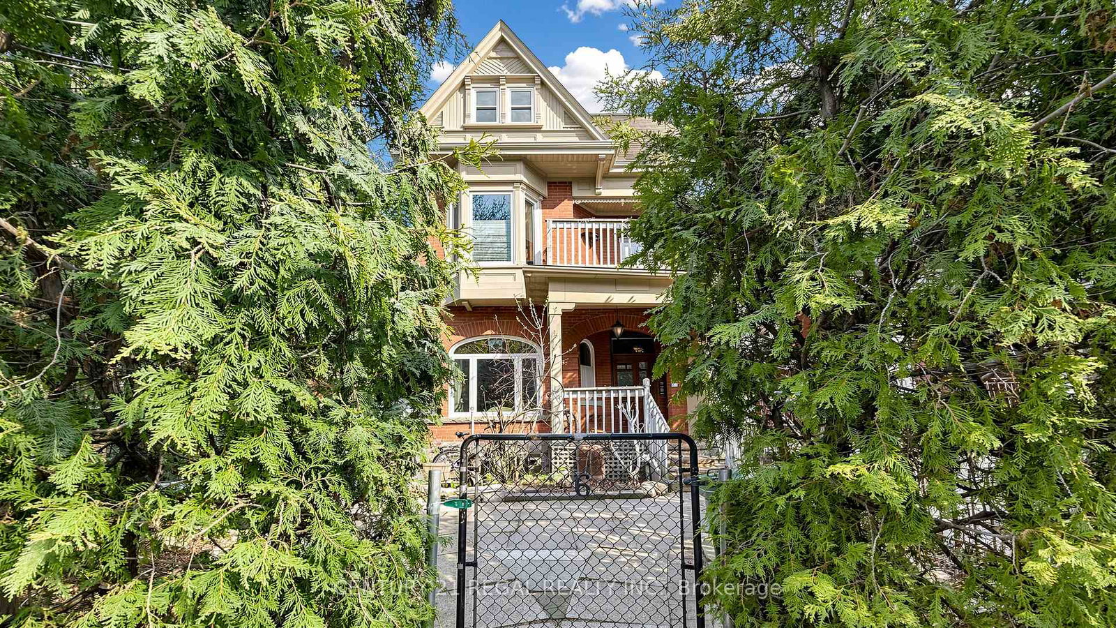26-macdonell-avenue-toronto-ontario-w13054552