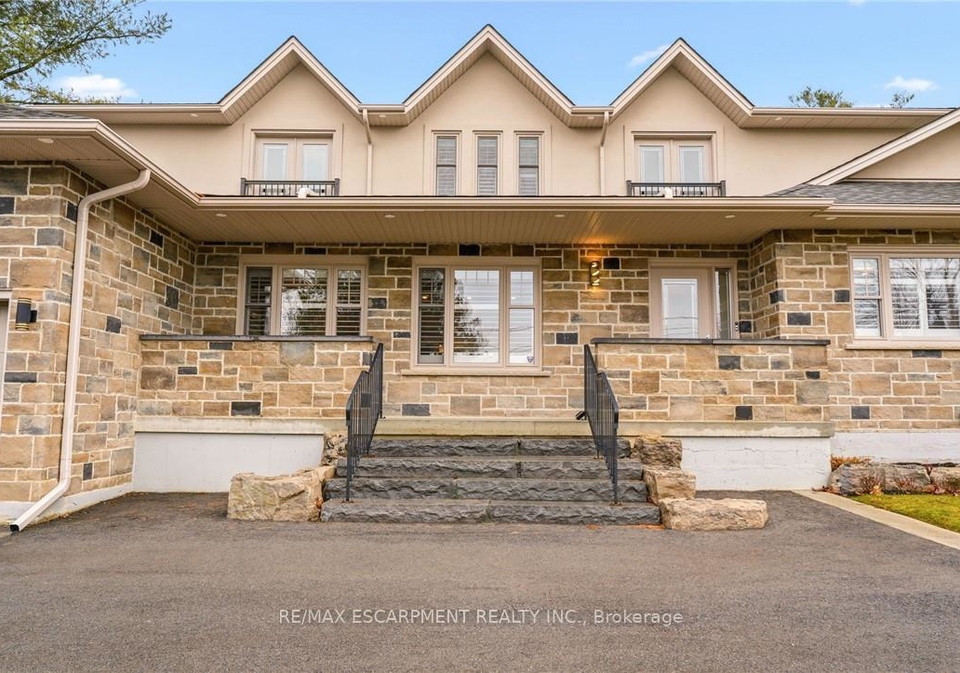 1354-no-1-side-road-n-burlington-ontario-w13054560