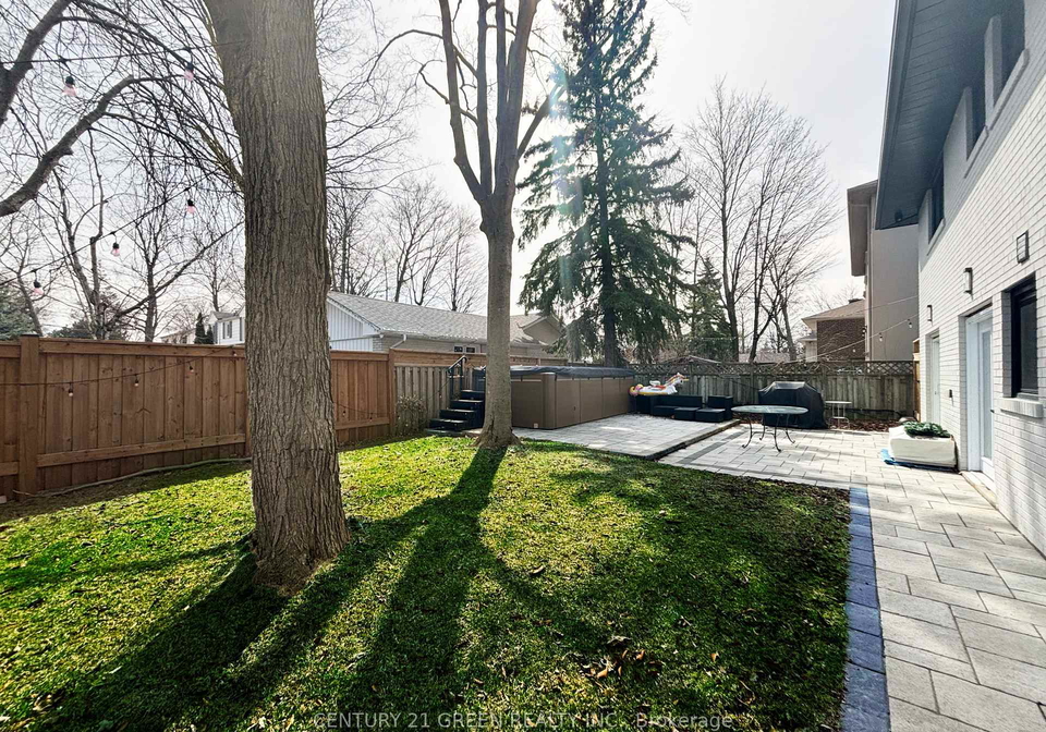 18-winsdale-road-etobicoke-ontario-w13055132