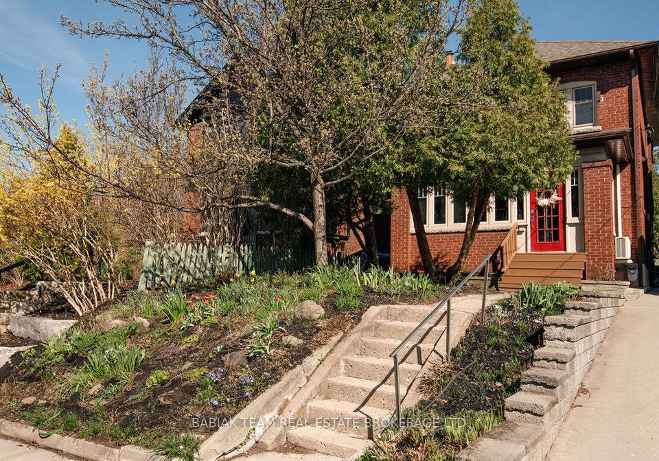 30-woodside-avenue-toronto-ontario-w13055170