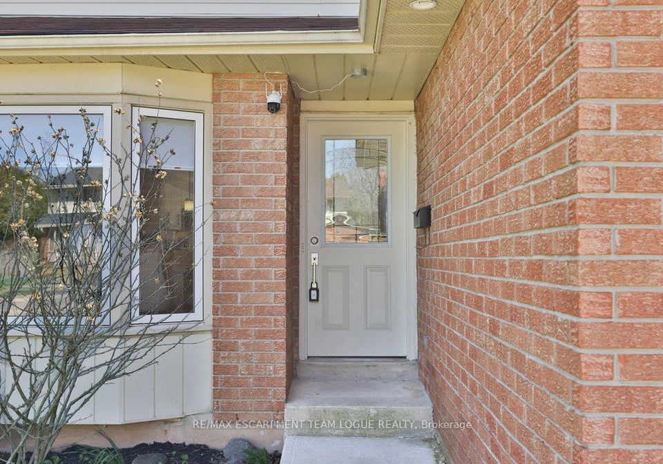 3208-edenwood-crescent-burlington-ontario-w13055186