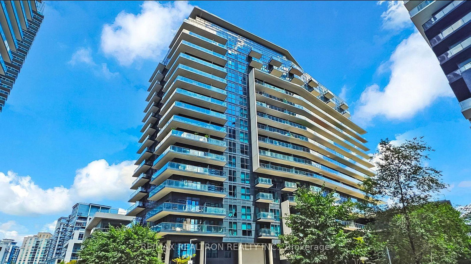 39-annie-craig-drive-etobicoke-ontario-w13055406
