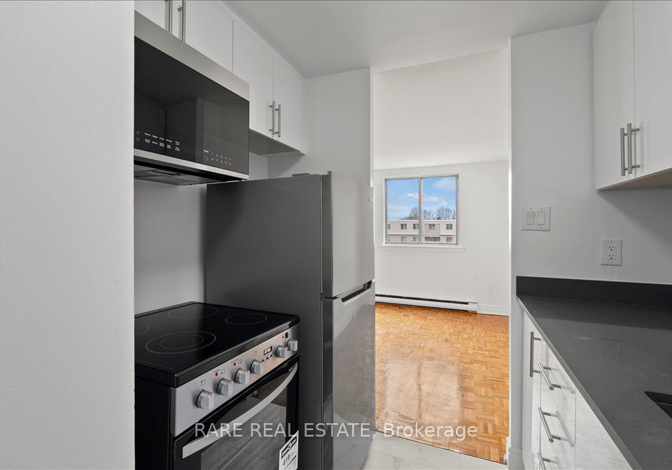 7555-goreway-drive-mississauga-ontario-w13055416