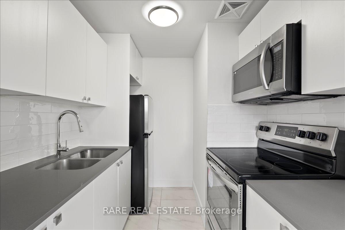 7555-goreway-drive-mississauga-ontario-w13055418
