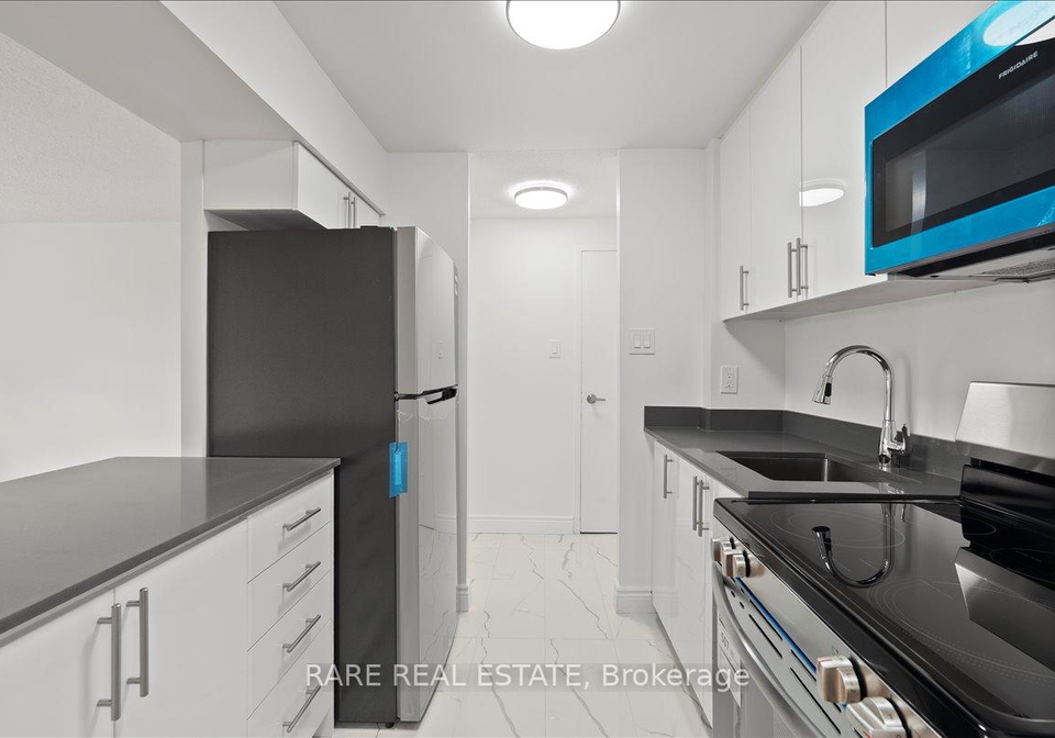 7555-goreway-drive-mississauga-ontario-w13055422