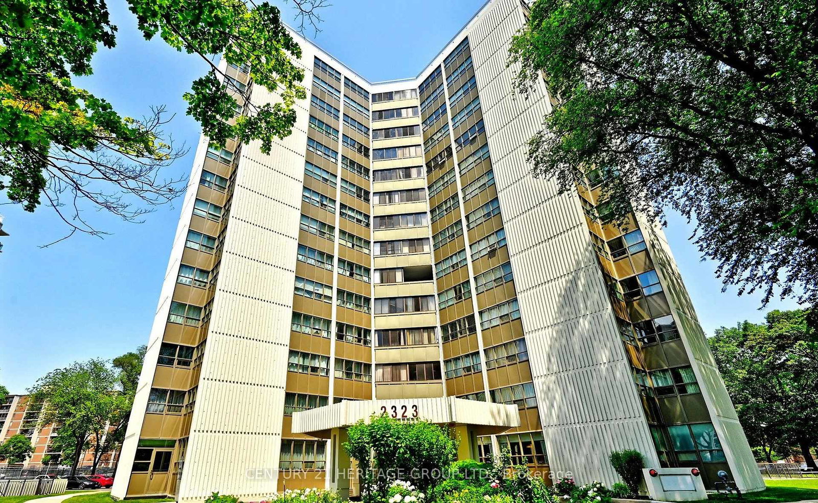 2323-confederation-parkway-mississauga-ontario-w13055714