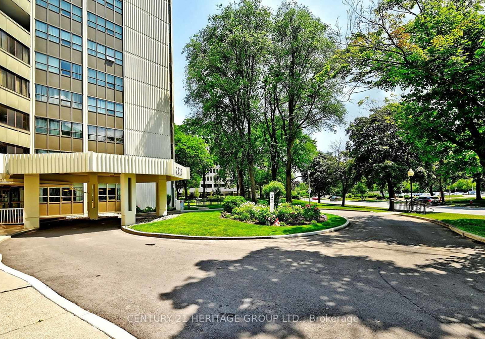 2323-confederation-parkway-mississauga-ontario-w13055714