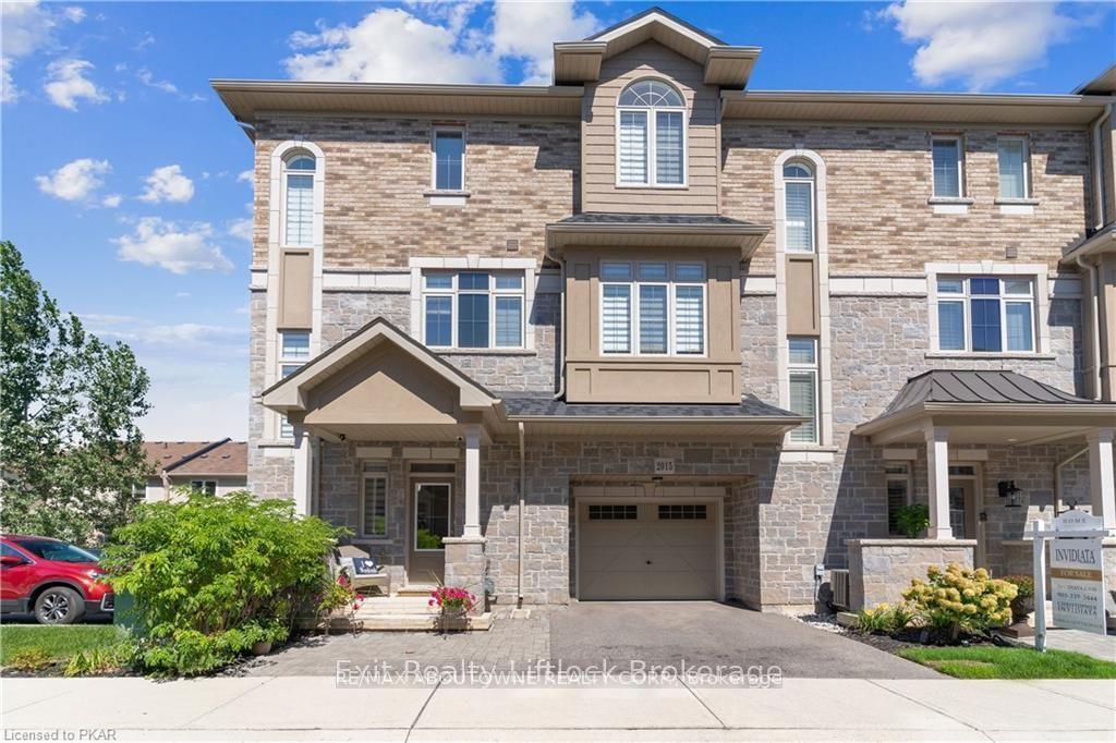 2015-deerview-common-oakville-ontario-w13055808