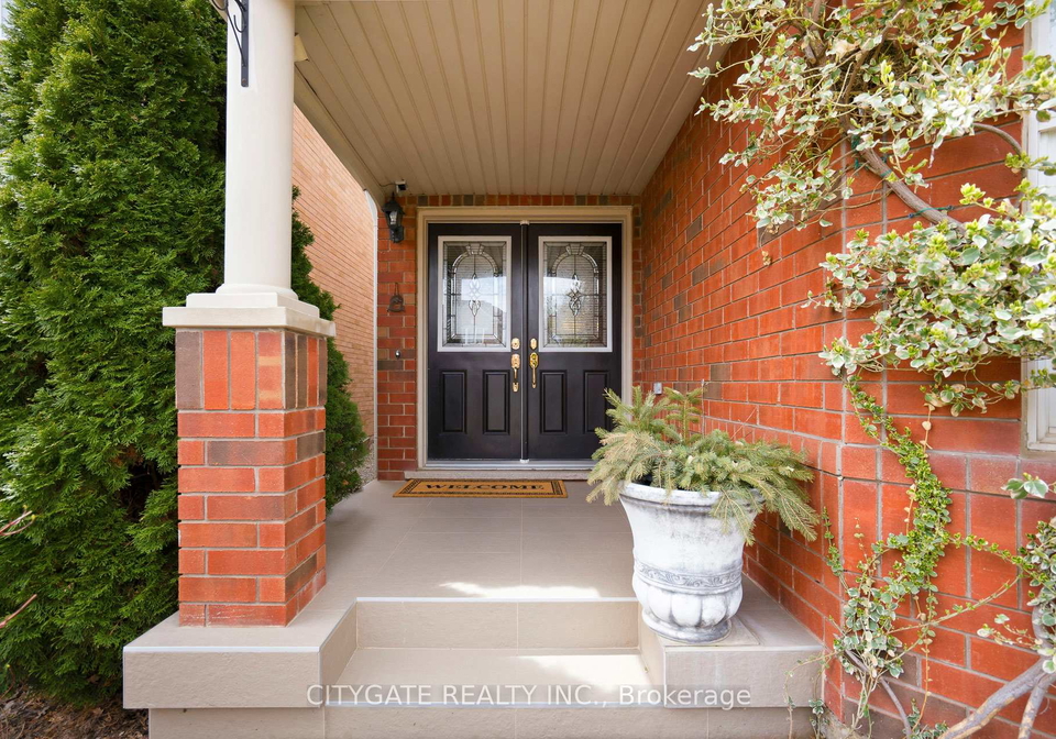 1062-ferguson-drive-milton-ontario-w13055844
