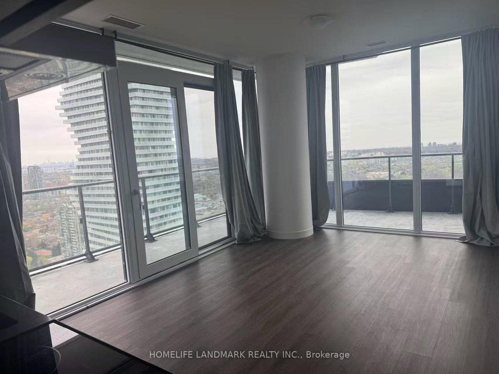 448-burnhamthorpe-road-w-mississauga-ontario-w13055950