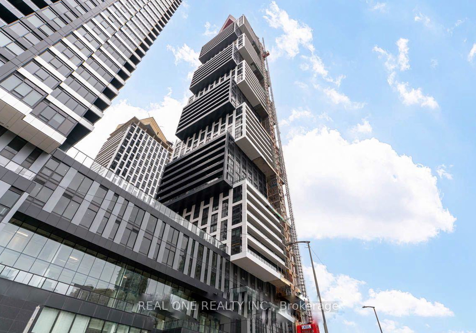 4015-the-exchange-mississauga-ontario-w13056102