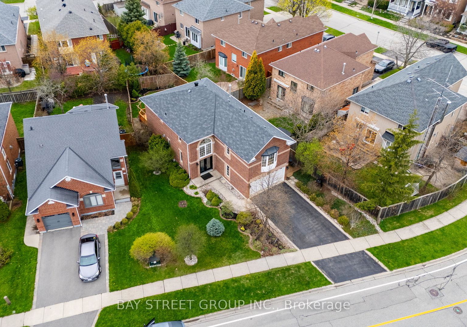 267-wembley-road-oakville-ontario-w13056240