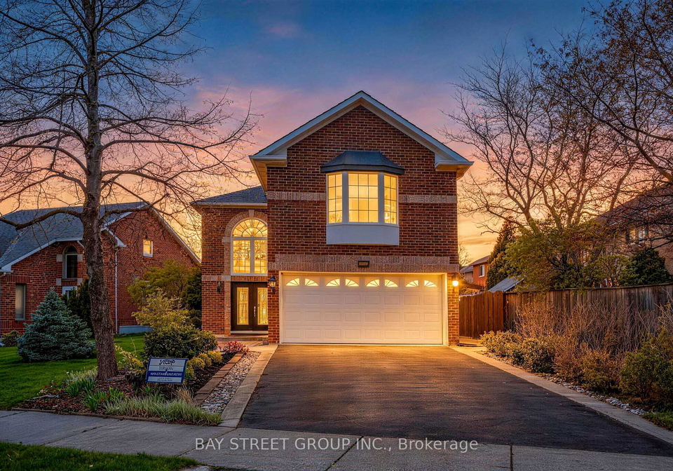 267-wembley-road-oakville-ontario-w13056240