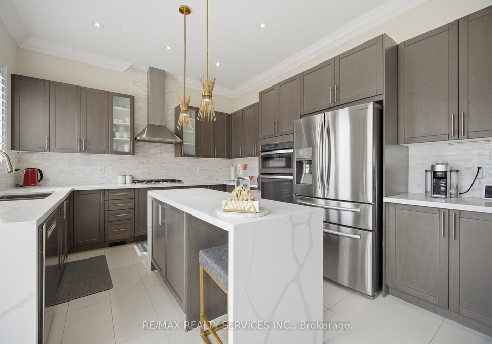 208-bonnieglen-farm-boulevard-caledon-ontario-w13056356