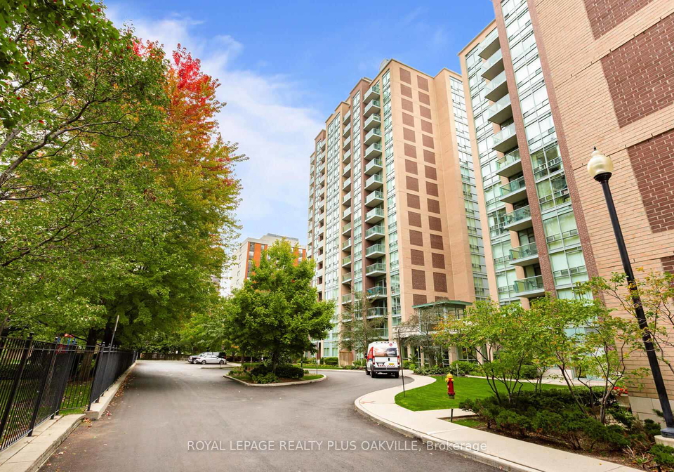 7-michael-power-place-etobicoke-ontario-w13056506