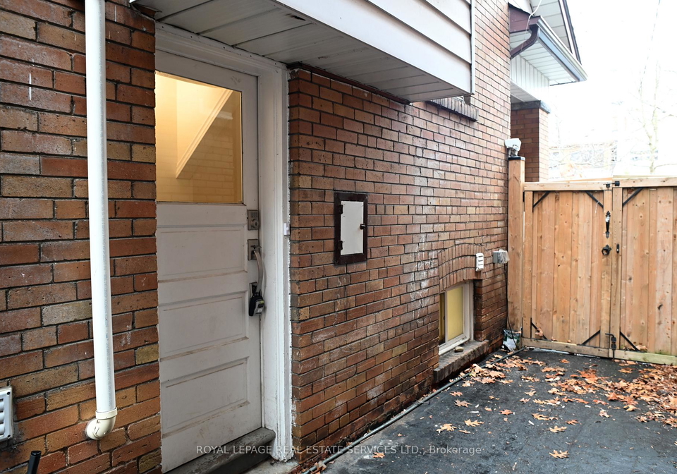 285-willard-avenue-toronto-ontario-w13056678