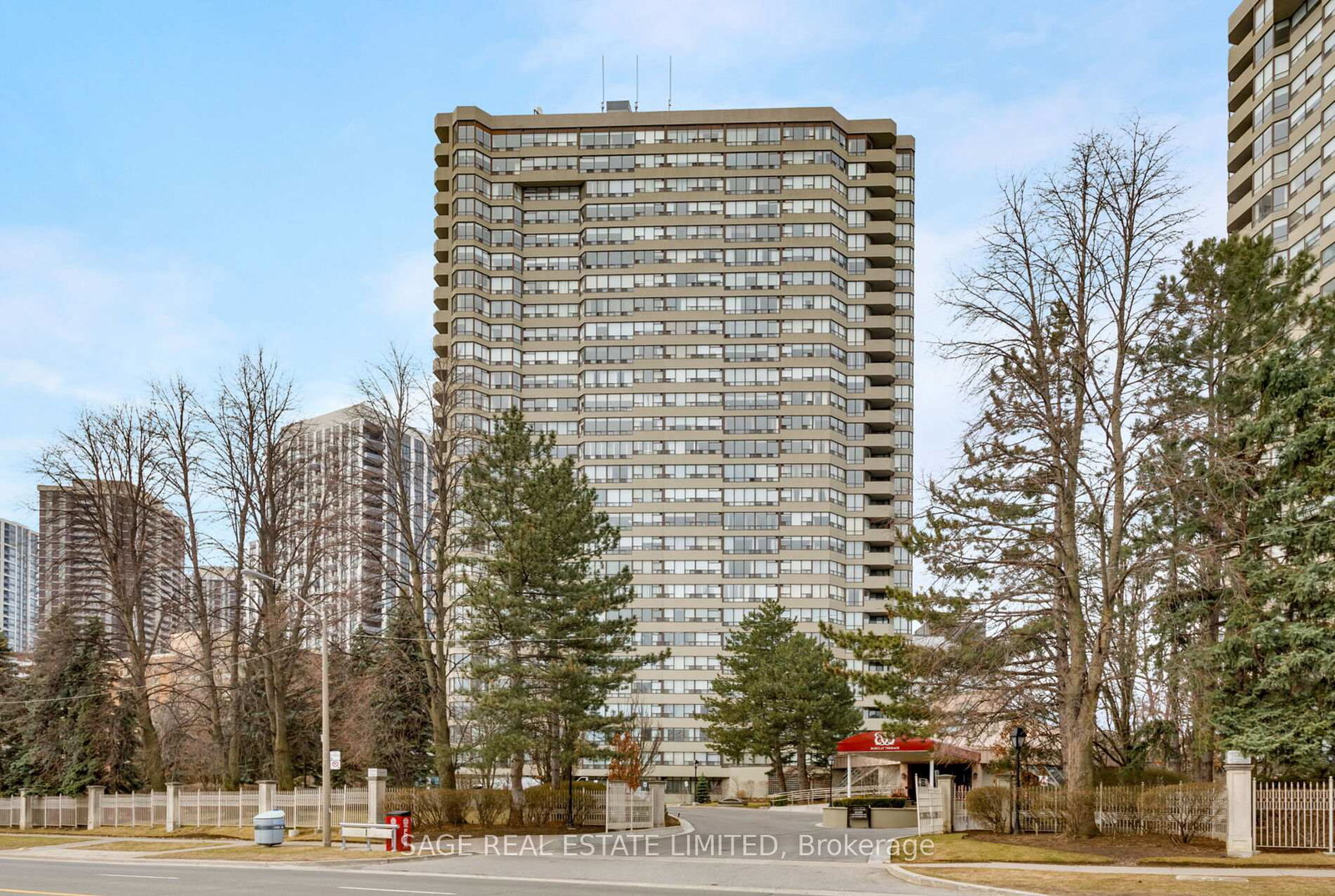 1300-islington-avenue-etobicoke-ontario-w13056754