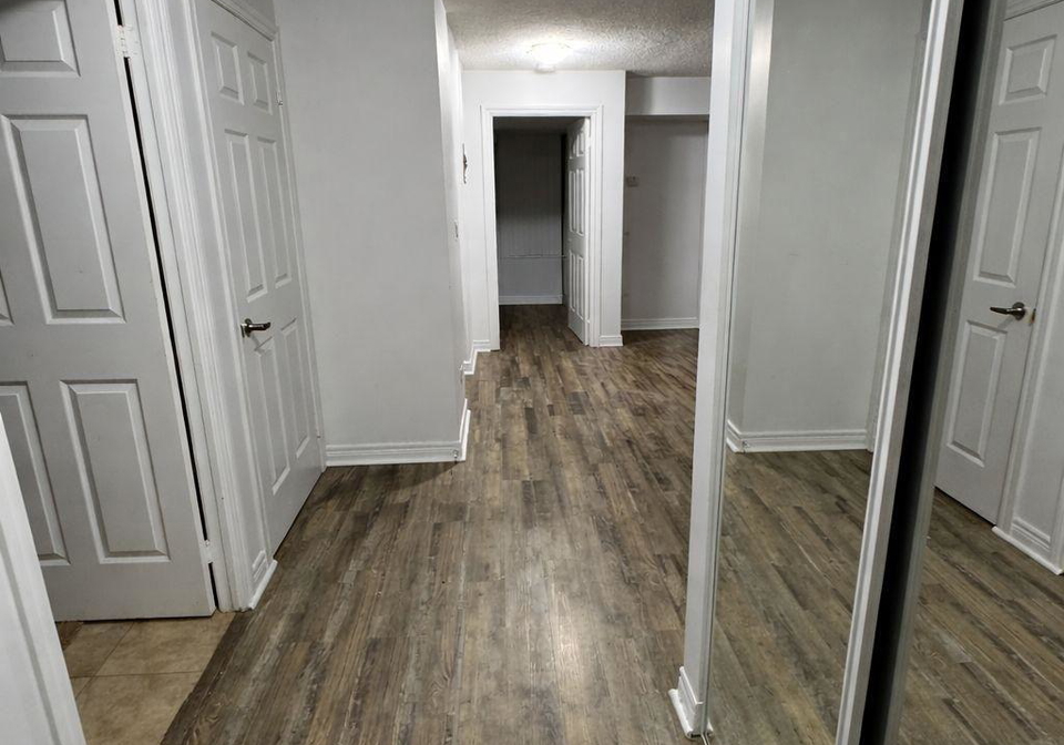 310-burnhamthorpe-road-w-mississauga-ontario-w13056758