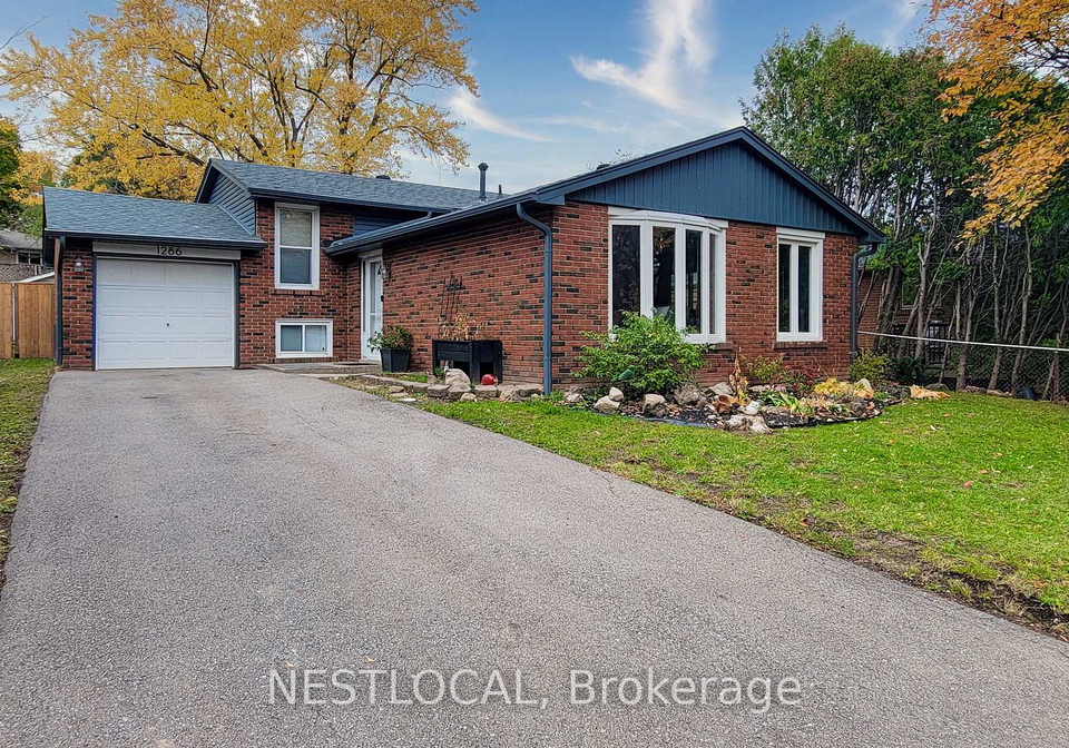 1286-landfair-crescent-oakville-ontario-w13056944