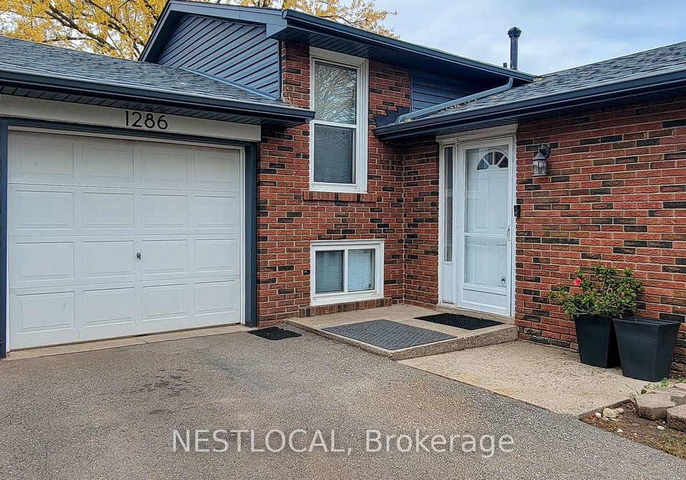 1286-landfair-crescent-oakville-ontario-w13056944