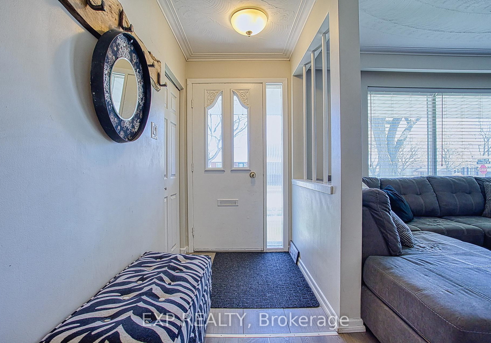 2387-cyprus-avenue-burlington-ontario-w13057070