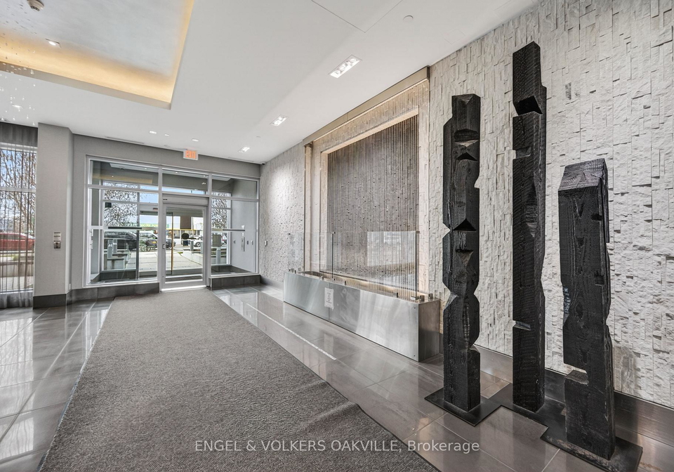 65-speers-road-oakville-ontario-w13057072