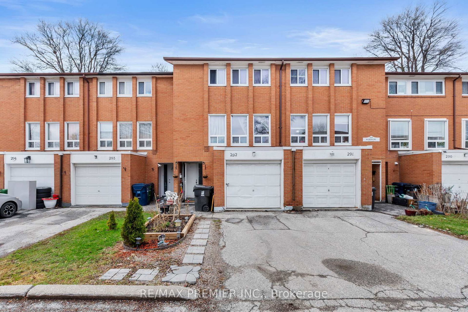 1605-albion-road-etobicoke-ontario-w13057154